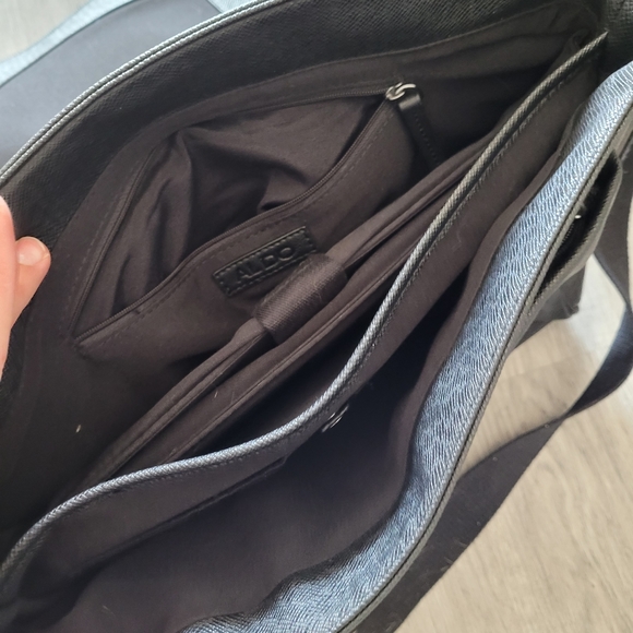 Aldo Messenger Laptop Bag - Picture 4 of 7
